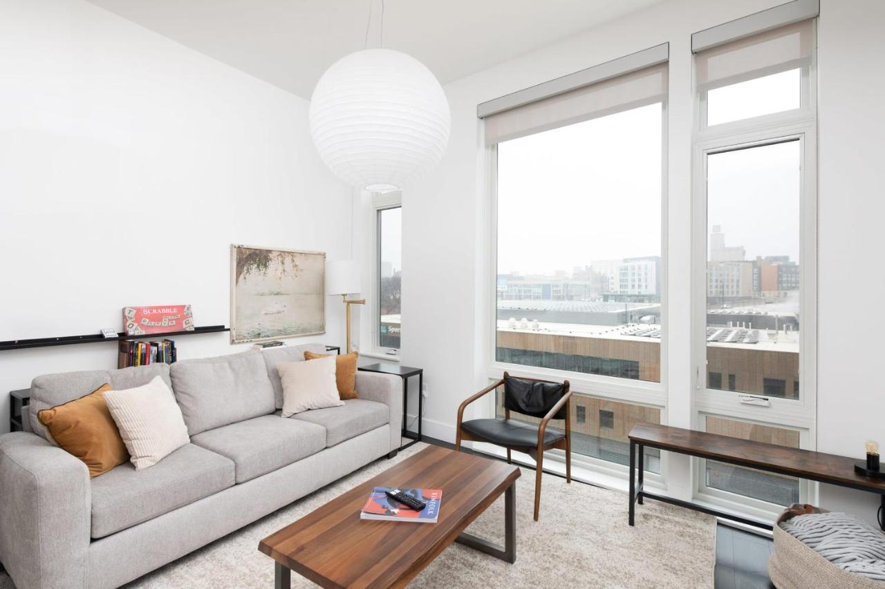 Modern 1Br Apt With Skywalk To Fiserv, Rooftop, And Parking Milwaukee Zewnętrze zdjęcie